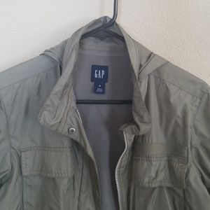 GAP Green utility windbreaker
